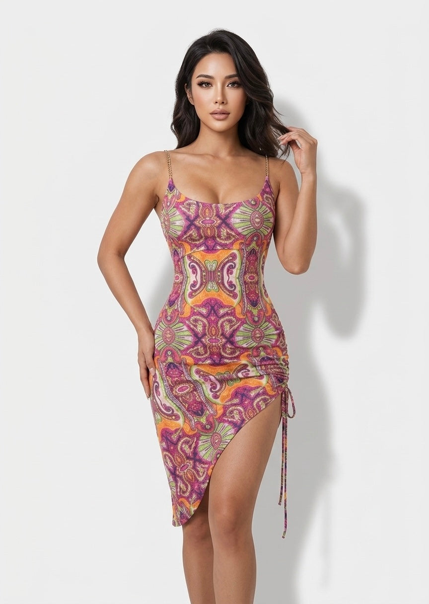 Vibrant Paisley Chain-Strap